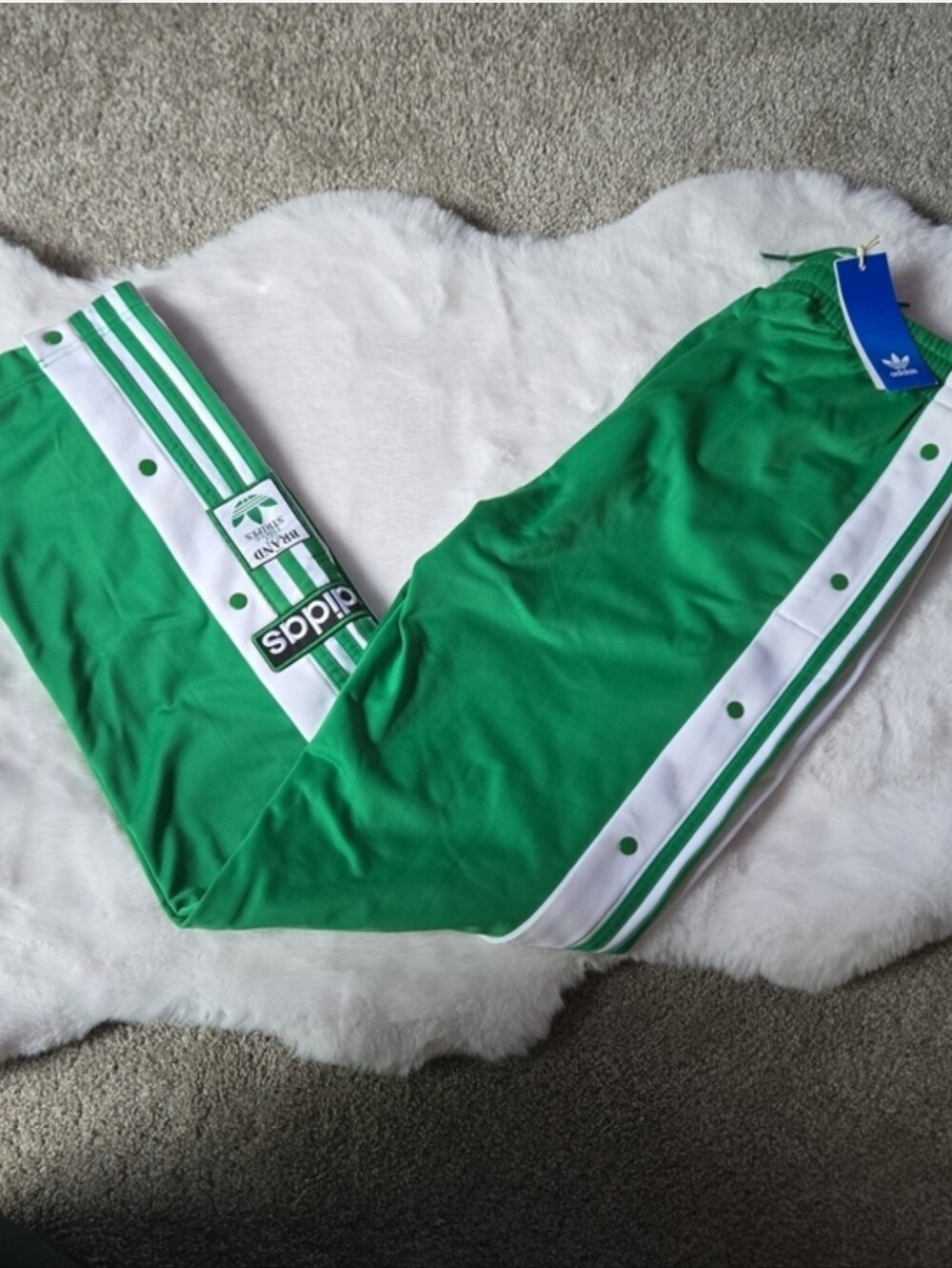 NWT Adidas Originals Women's Green Adibreak Pants - Picture 9 of 10